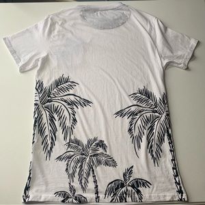 CRAFT AND FLOW VOYAGE TROPICAL PALM BEACH T SHIRT MENS SMALL NWOT 100% cotton